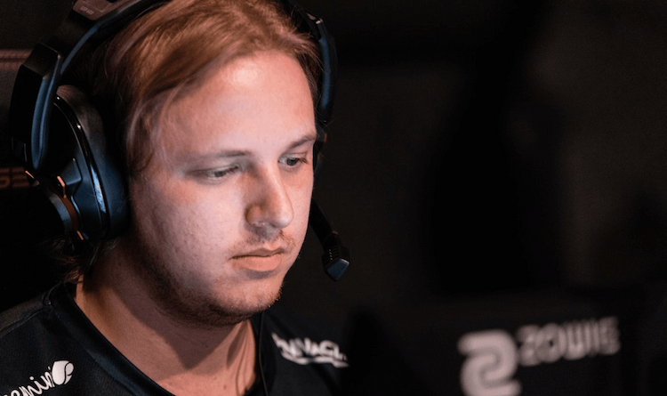 Philip "aizy" Aistrup é o novo treinador da Preasy